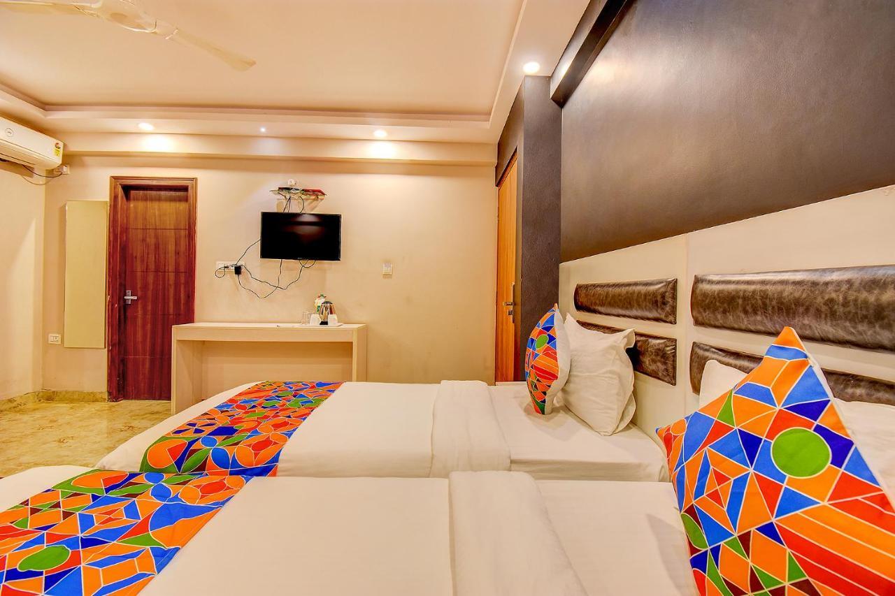 FabHotel SRK Platinum Inn Bangalore Exterior foto